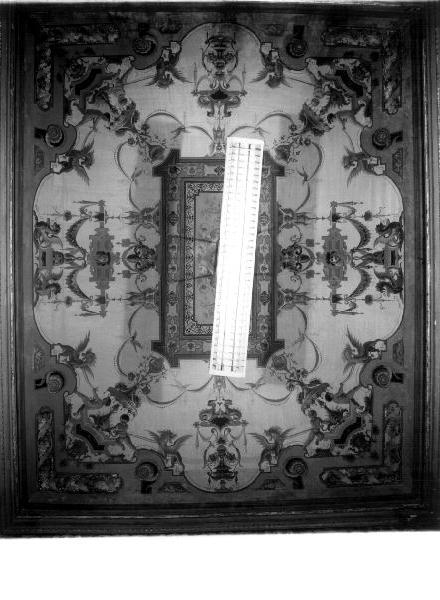 MOTIVI DECORATIVI A GROTTESCHE/ MOTIVI DECORATIVI VEGETALI/ PUTTI/ ANIMALI FANTASTICI/ ANIMALI E UCCELLI (dipinto, elemento d'insieme) - ambito ligure (inizio sec. XX)