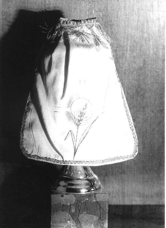 simboli eucaristici (conopeo di pisside, opera isolata) - manifattura ligure (secondo quarto sec. XX)