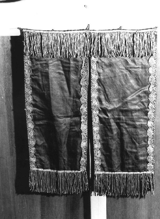 tendina, coppia - manifattura ligure (primo quarto sec. XX)