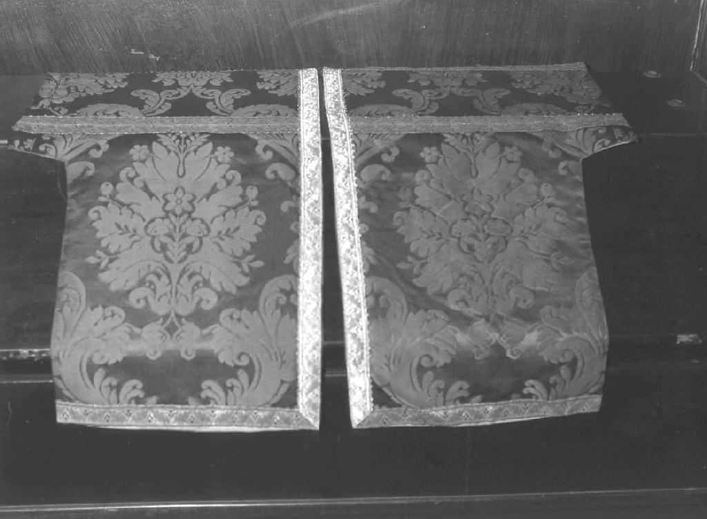 motivi decorativi vegetali (tendina, coppia) - manifattura ligure (secondo quarto sec. XX)