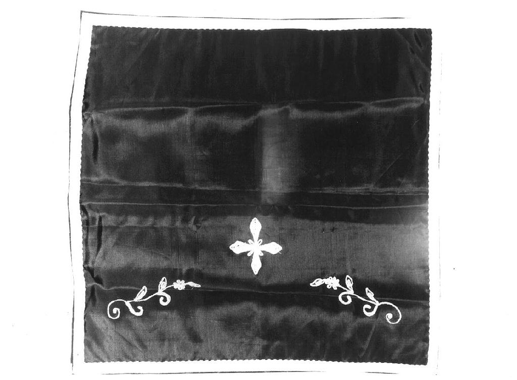 croce (velo di calice, elemento d'insieme) - manifattura ligure (prima metà sec. XX)