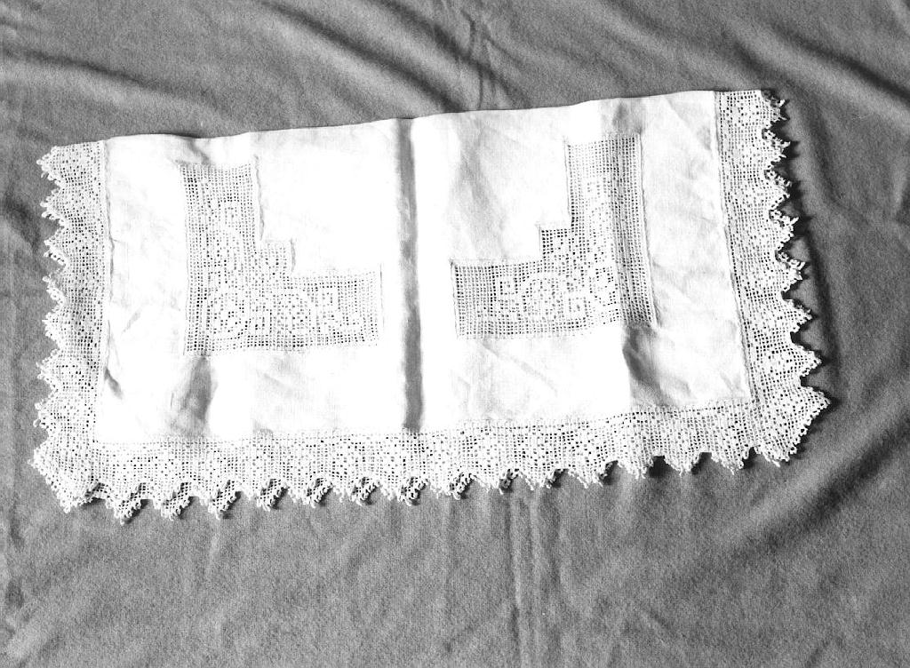 tovaglia da comunione, opera isolata - manifattura ligure (prima metà sec. XX)