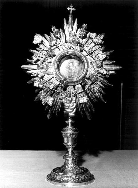 MOTIVI DECORATIVI A TRALCI DI VITE/ MOTIVI DECORATIVI VEGETALI/ MOTIVI DECORATIVI FLOREALI/ CHERUBINI (ostensorio, opera isolata) - bottega ligure (prima metà sec. XIX)