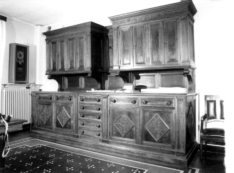 motivi decorativi geometrici (armadio da sacrestia, elemento d'insieme) - bottega ligure (secondo quarto sec. XX)