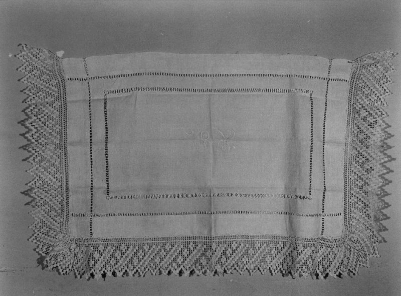 tovaglia d'altare, opera isolata - manifattura ligure (seconda metà sec. XIX)