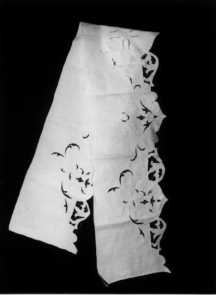 tovaglia d'altare, opera isolata - manifattura ligure (inizio sec. XX)