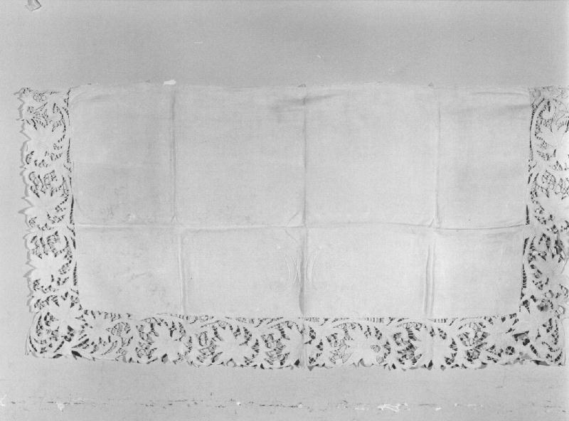 tovaglia d'altare, opera isolata - manifattura ligure (seconda metà sec. XIX)