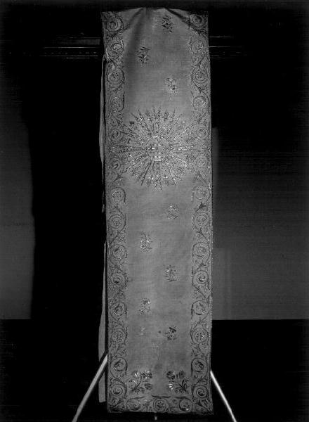 motivi decorativi floreali (velo omerale, elemento d'insieme) - manifattura ligure (metà sec. XIX)