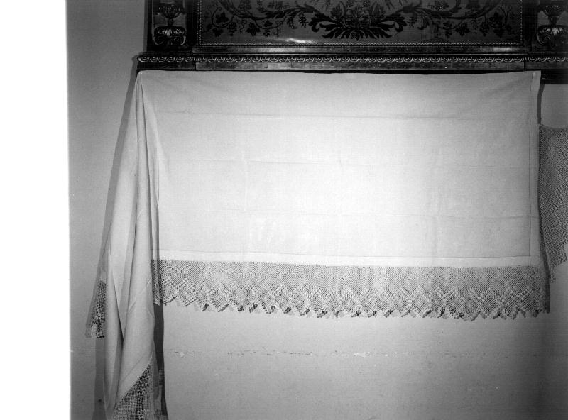 motivi decorativi geometrici (tovaglia d'altare, opera isolata) - manifattura ligure (ultimo quarto sec. XIX)