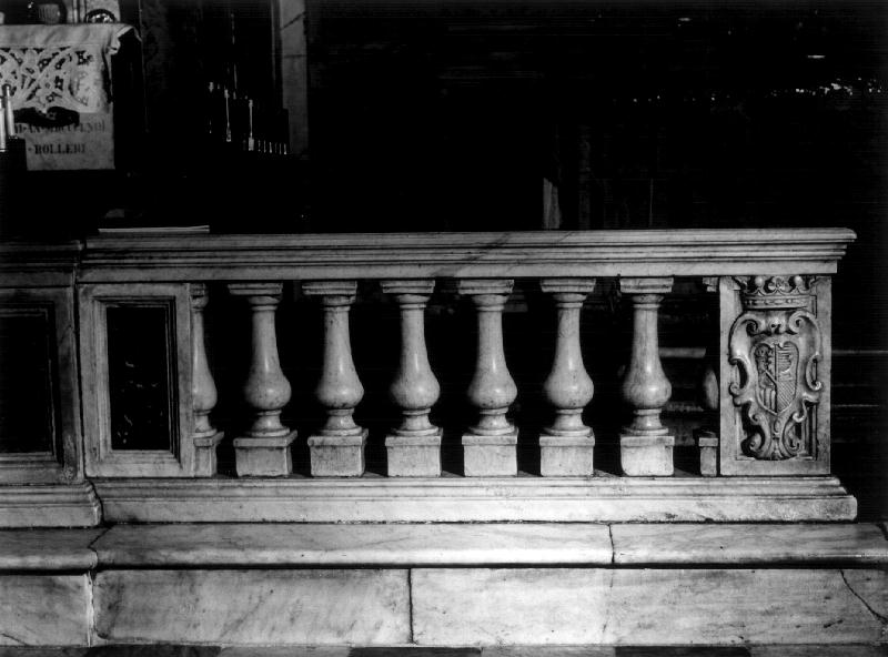 stemma gentilizio (balaustrata, coppia) - bottega ligure (prima metà sec. XVII)