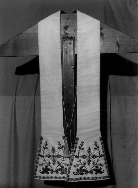 MOTIVI DECORATIVI FLOREALI (stola, elemento d'insieme) - manifattura ligure (sec. XIX)