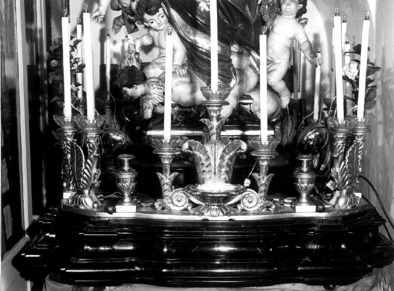 motivi decorativi floreali (base di scultura, elemento d'insieme) - bottega ligure (sec. XIX)