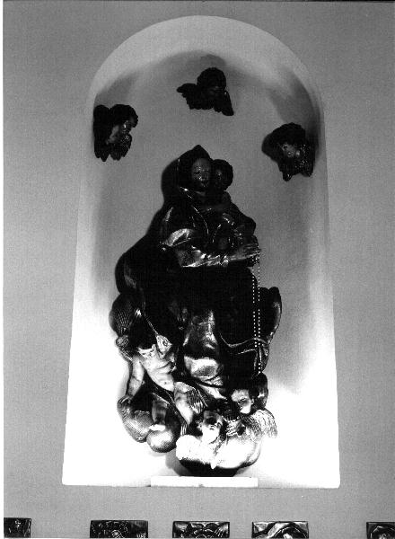 MADONNA DEL ROSARIO (gruppo scultoreo, opera isolata) di Maragliano Anton Maria (attribuito) (sec. XVIII)