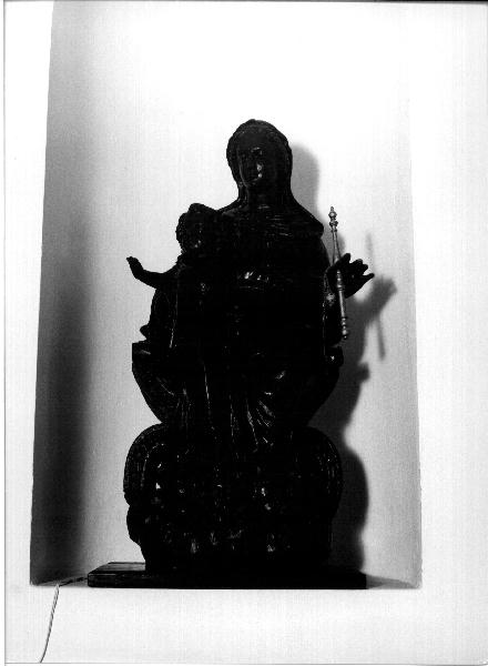 N.S. DELLA CITTA', MADONNA IN TRONO CON BAMBINO (gruppo scultoreo, opera isolata) - bottega genovese (sec. XVII)