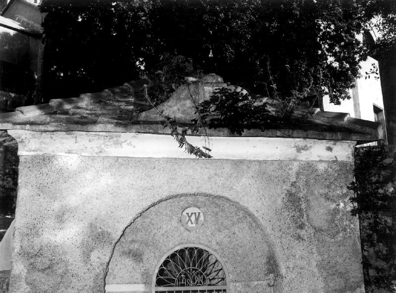 fastigio, elemento d'insieme - bottega ligure (prima metà sec. XX)