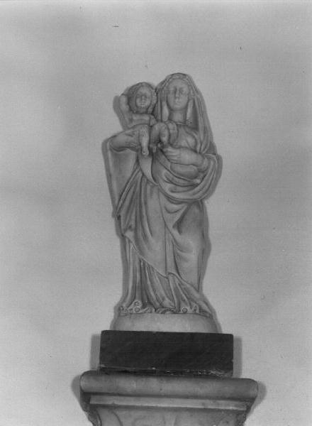 Madonna con Bambino (statua, opera isolata) - bottega ligure (secc. XVI/ XVII)
