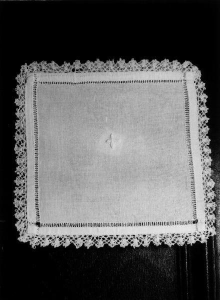 palla, opera isolata - manifattura ligure (prima metà sec. XX)