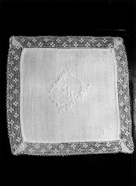 palla, opera isolata - manifattura ligure (prima metà sec. XX)