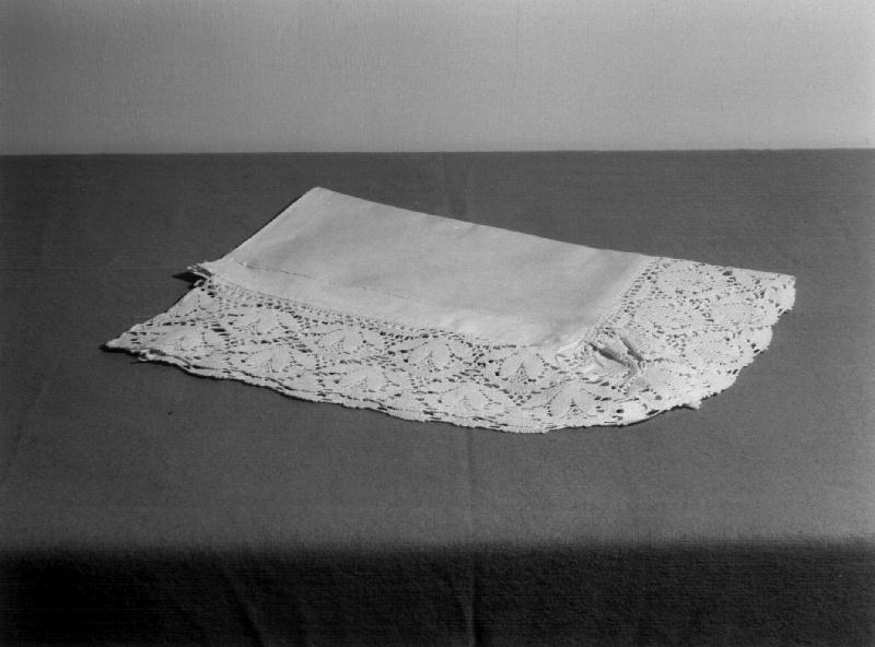 tovaglia d'altare, opera isolata - manifattura ligure (secondo quarto sec. XX)