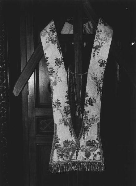 MOTIVI DECORATIVI FLOREALI (stola, elemento d'insieme) - manifattura ligure (secondo quarto sec. XX)