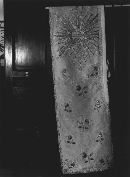 fiori (velo omerale, elemento d'insieme) - manifattura ligure (prima metà sec. XX)