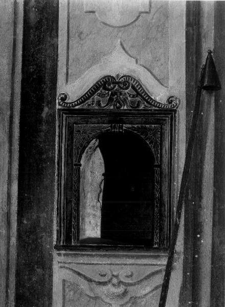 MASCHERONE/ MOTIVI DECORATIVI VEGETALI (armadietto per oli santi, opera isolata) - PRODUZIONE LIGURE (metà sec. XVI)