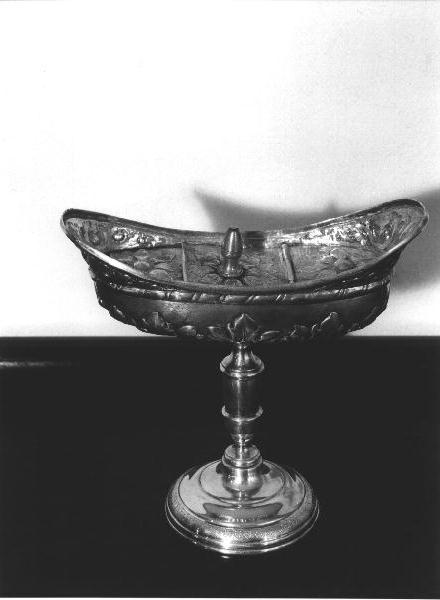 navicella portaincenso, opera isolata - bottega genovese (secondo quarto sec. XX)