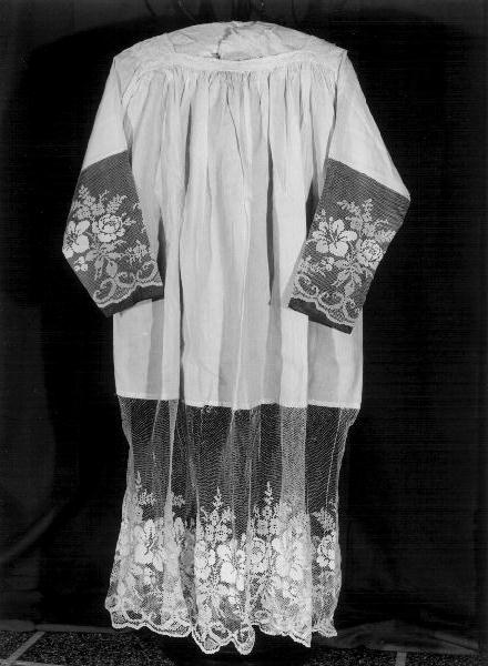 camice, opera isolata - manifattura ligure (seconda metà sec. XIX)