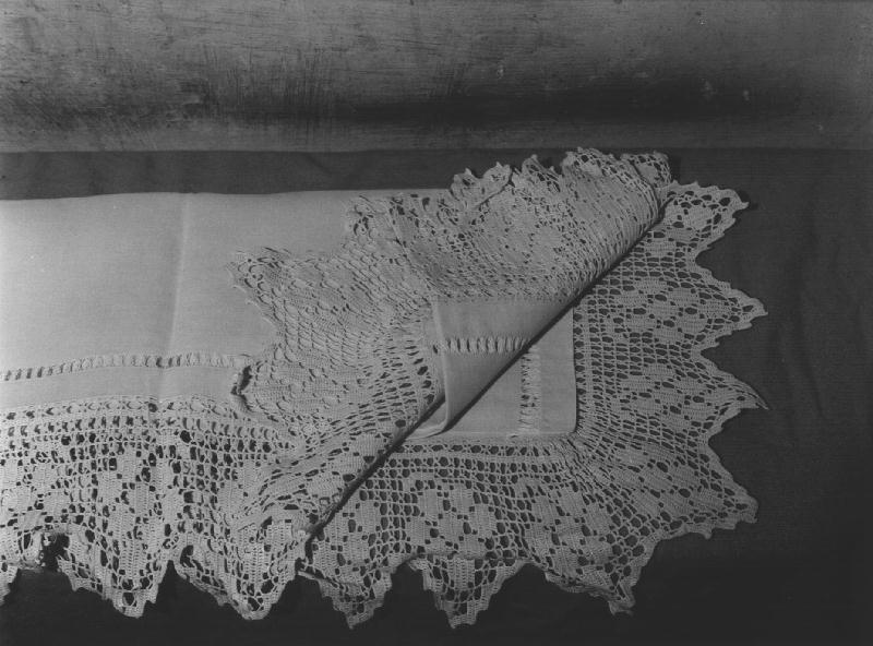 tovaglia d'altare, opera isolata - manifattura ligure (prima metà sec. XX)