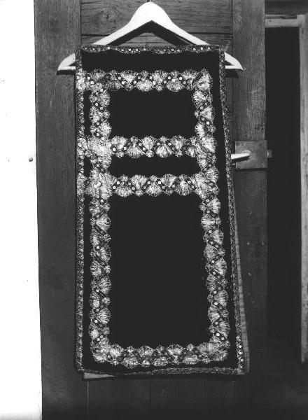 tendina, coppia - manifattura ligure (seconda metà sec. XIX)