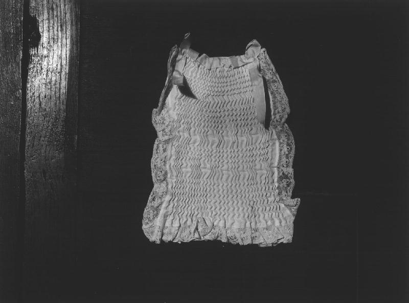 conopeo di pisside, opera isolata - manifattura ligure (seconda metà sec. XIX)