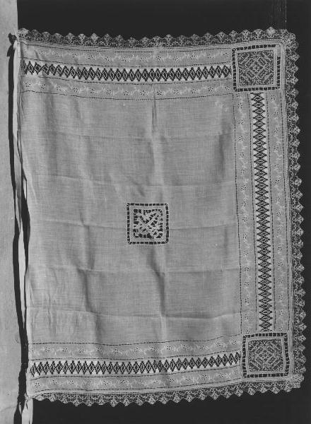 borsa, elemento d'insieme - manifattura ligure (primo quarto sec. XIX)