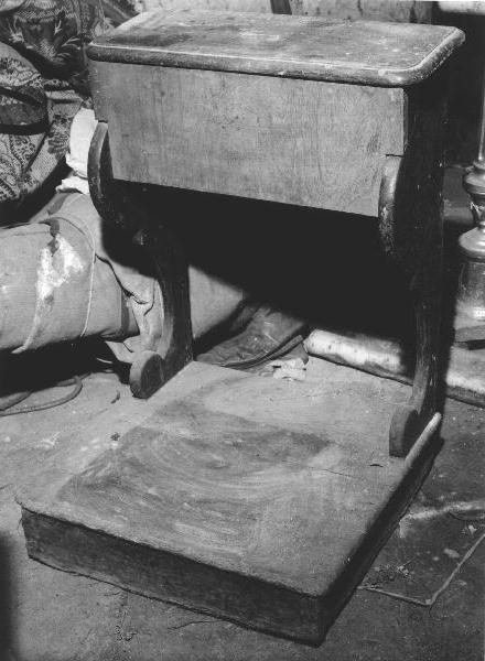 inginocchiatoio, opera isolata - bottega ligure (primo quarto sec. XIX)