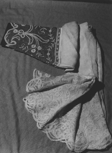 camice, opera isolata - manifattura ligure (prima metà sec. XIX)