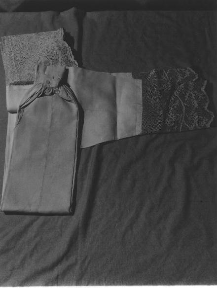 camice, opera isolata - manifattura ligure (fine/inizio secc. XIX/ XX)