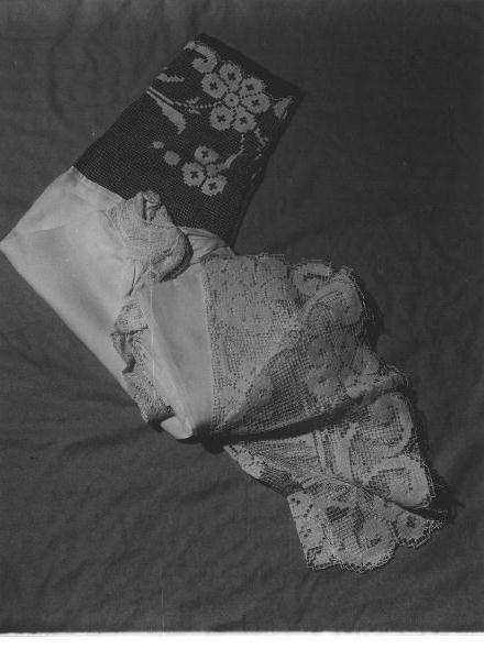 camice, opera isolata - manifattura ligure (prima metà sec. XX)