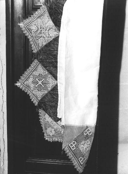 tovaglia d'altare, opera isolata - manifattura ligure (seconda metà sec. XIX)