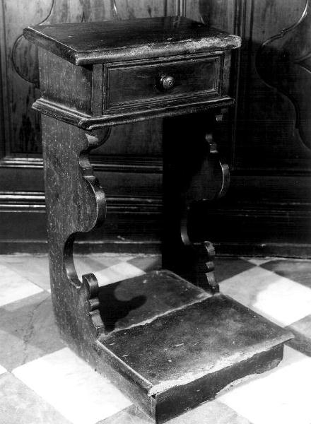 inginocchiatoio, serie - bottega ligure (seconda metà sec. XVII)