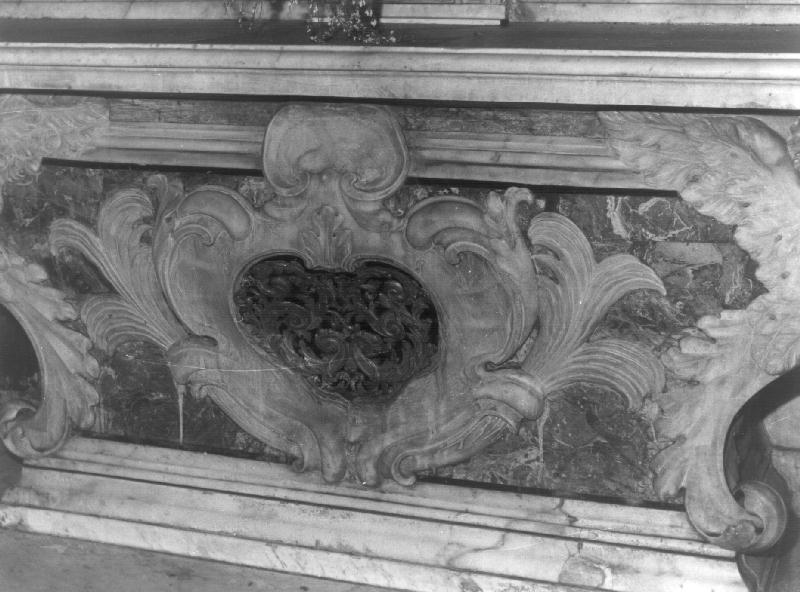 MOTIVI DECORATIVI A GIRALI VEGETALI (grata, opera isolata) - PRODUZIONE GENOVESE (prima metà sec. XVIII)