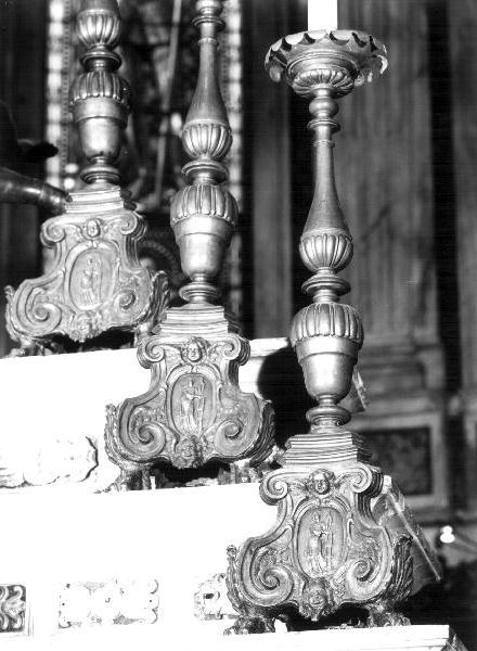 candeliere d'altare, serie - PRODUZIONE GENOVESE (sec. XVII)