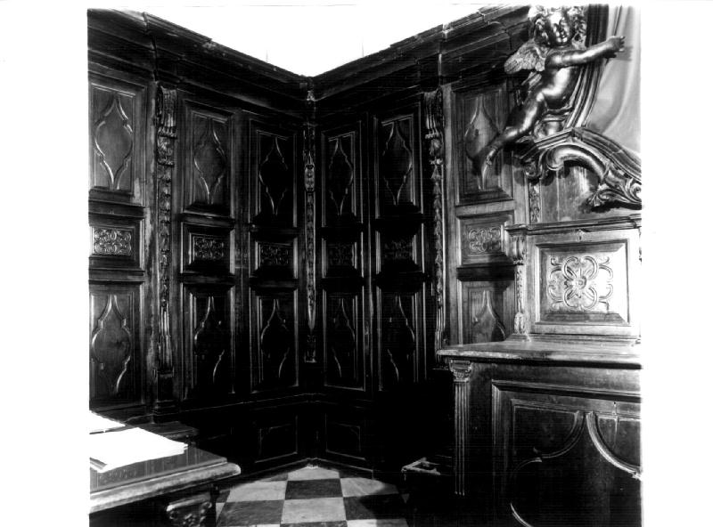 armadio da sacrestia, coppia - PRODUZIONE GENOVESE (prima metà sec. XVIII)