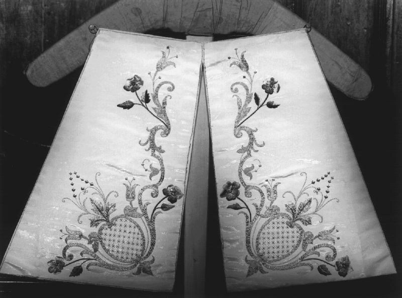 conopeo di tabernacolo, opera isolata - manifattura genovese (metà sec. XX)