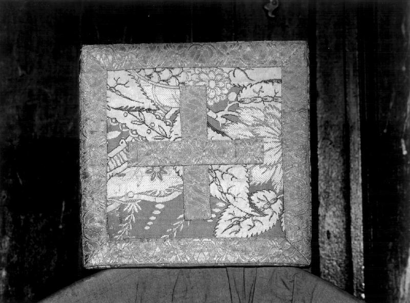 croce (borsa, opera isolata) - manifattura genovese (secondo quarto sec. XX)