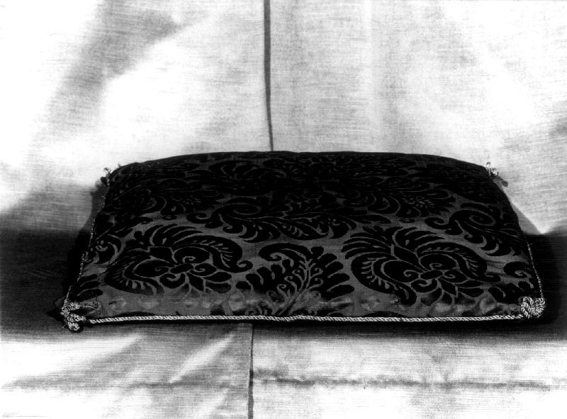 cuscino, opera isolata - manifattura ligure (prima metà sec. XX)