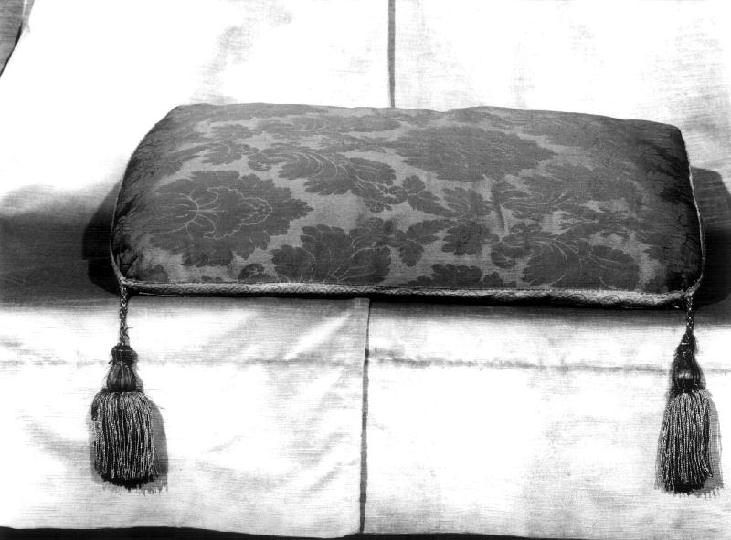 cuscino, serie - manifattura ligure (prima metà sec. XX)