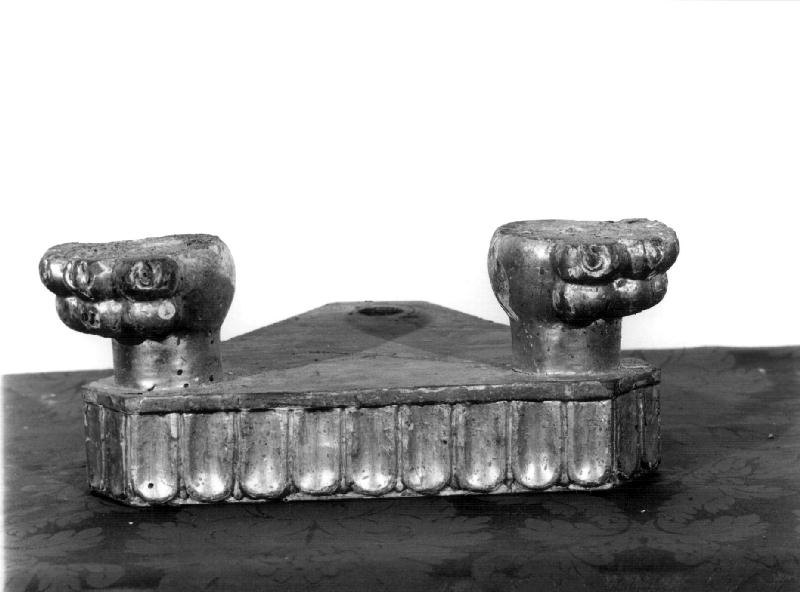 base, opera isolata - bottega ligure (ultimo quarto sec. XVIII)