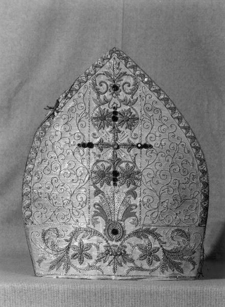 mitria, elemento d'insieme - manifattura ligure (sec. XIX)