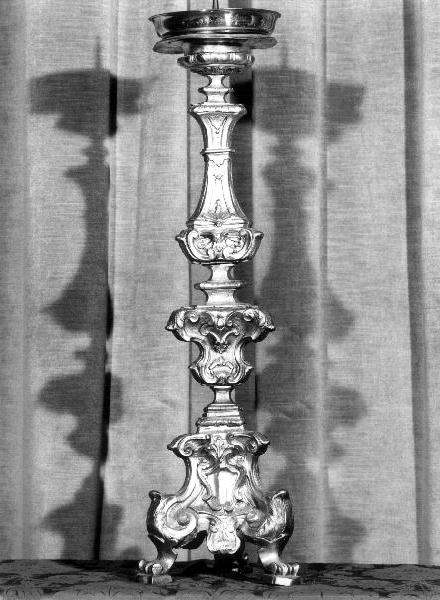 candeliere d'altare, serie - bottega genovese (seconda metà sec. XVIII)