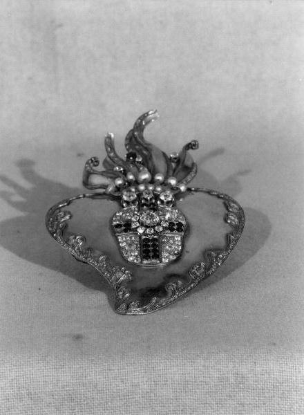 fermaglio di piviale, opera isolata - produzione italiana (metà sec. XX)