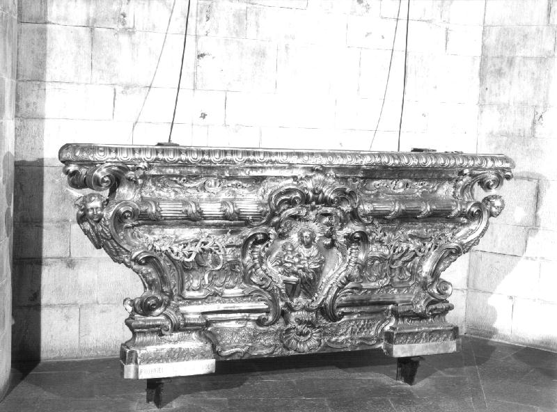 Madonna con Bambino (paliotto, opera isolata) - bottega genovese (sec. XVIII)